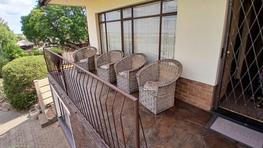 3 Bedroom Property for Sale in Uitsig Free State